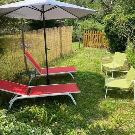 La Maison Des Anes Monesties