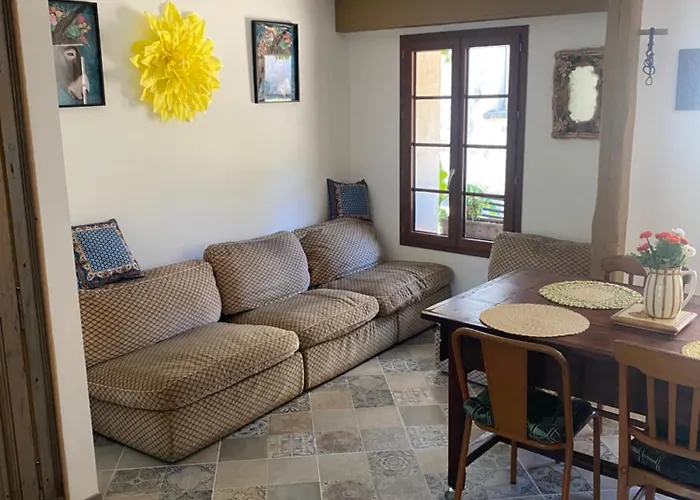 La Maison Des Anes Ξενοδοχείο Monesties