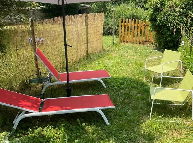 La Maison Des Anes Monesties